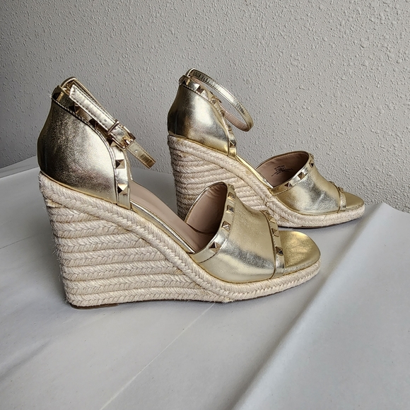 Mix No. 6 Shoes - Mix No. 6 Gold Espadrille Platform Heels Size 9.5